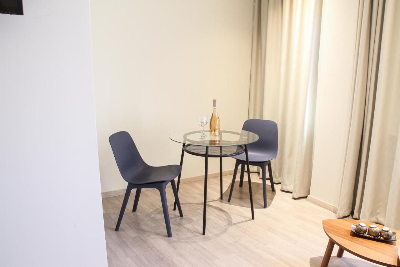 Pallados Suites Ateny Zewnętrze zdjęcie