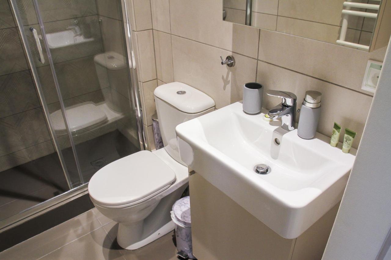 Pallados Suites Ateny Zewnętrze zdjęcie