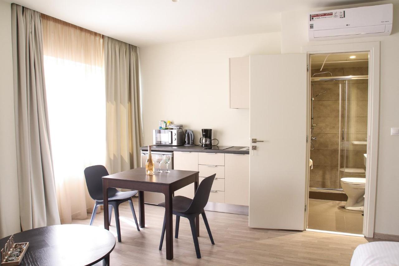 Pallados Suites Ateny Zewnętrze zdjęcie