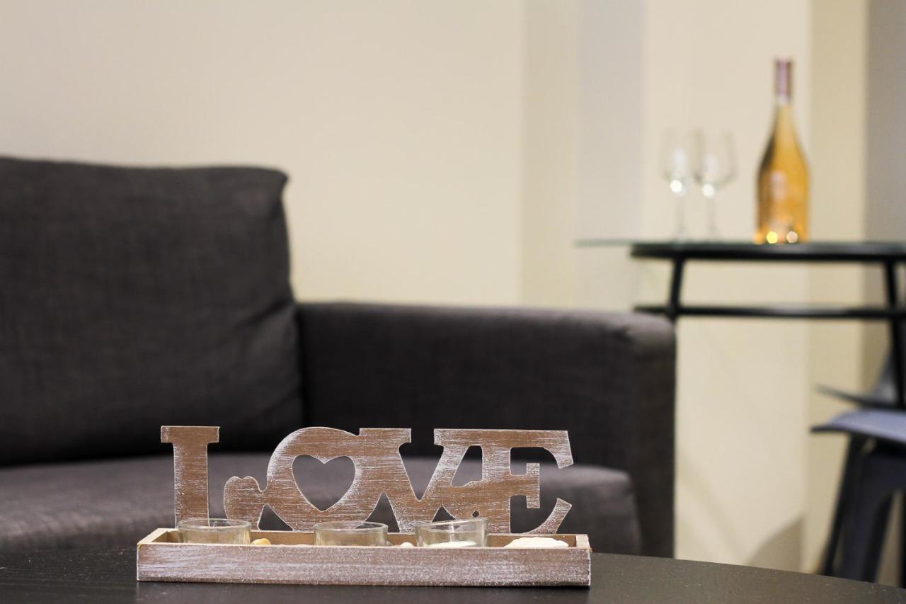 Pallados Suites Ateny Zewnętrze zdjęcie