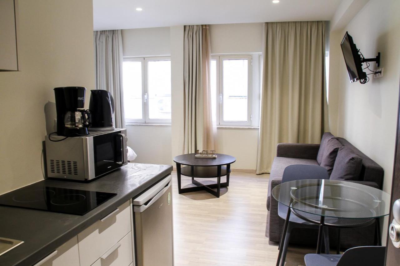 Pallados Suites Ateny Zewnętrze zdjęcie